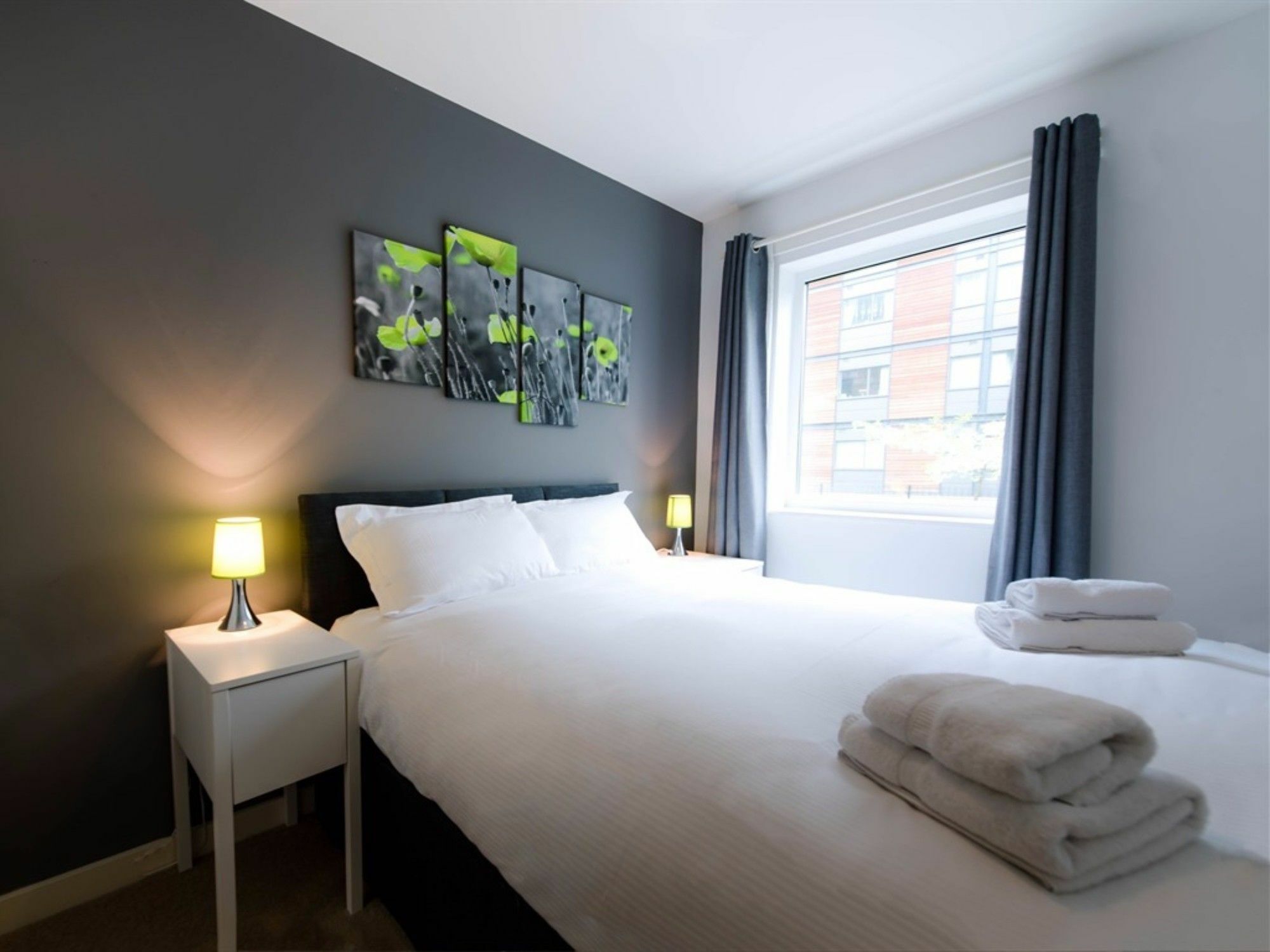 Inspired Apartments Salford  Exterior photo